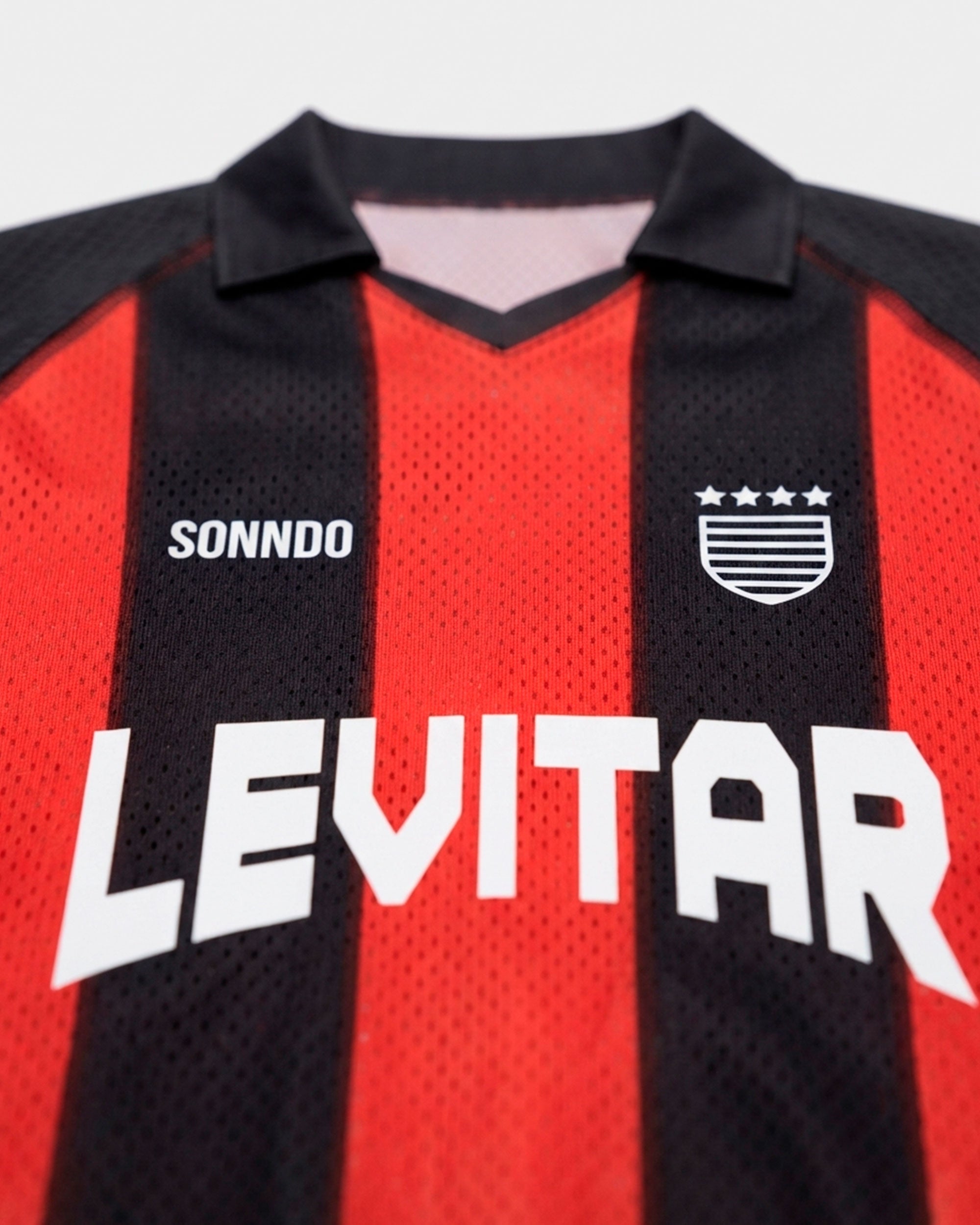 Camiseta LEVITAR X SONNDO