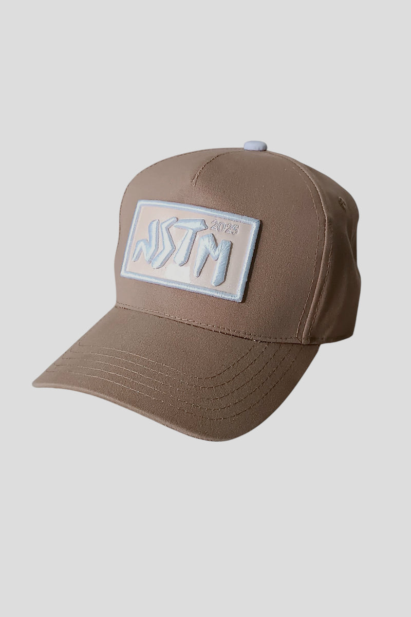 Gorra beige relieve