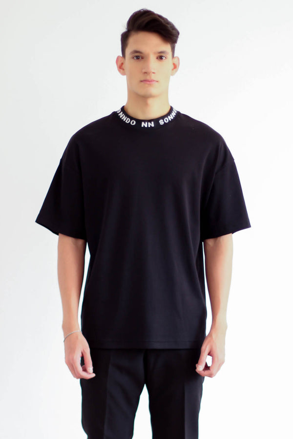 Camiseta oversize negro